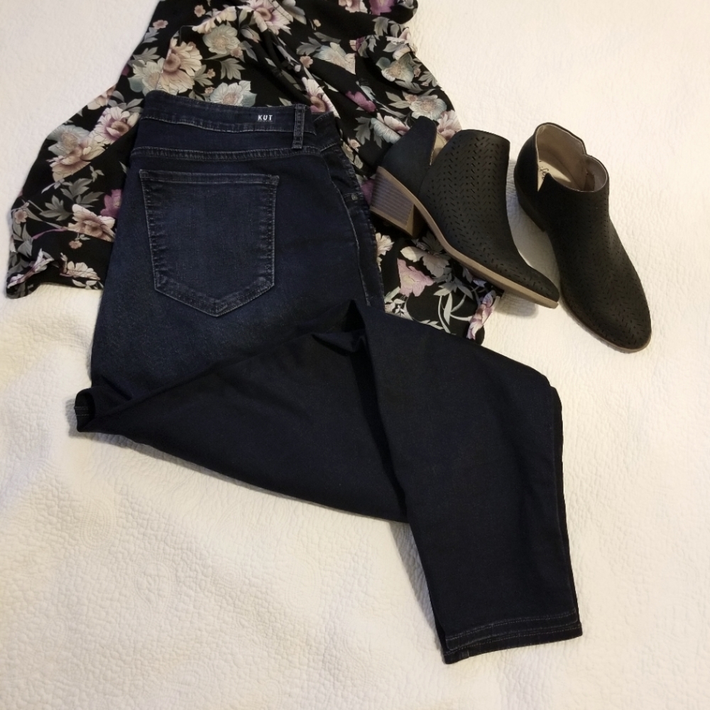 Kut, dark wash, 18W jeans